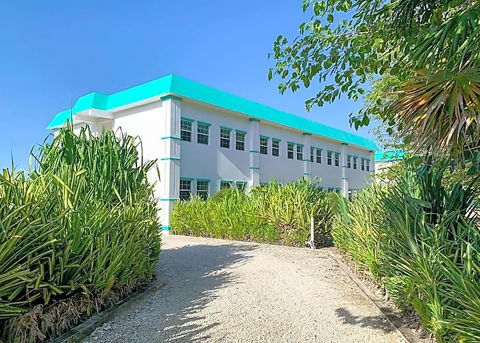 Western Grand Baymen Gardens San Pedro (Ambergris Caye)